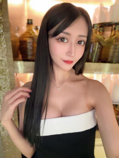 にゅードレス🖤