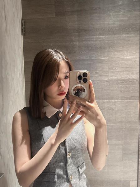 👗🩶