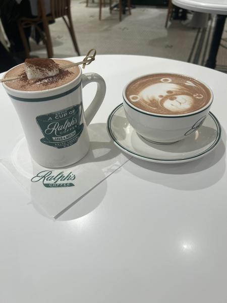 今日も出勤してます✨