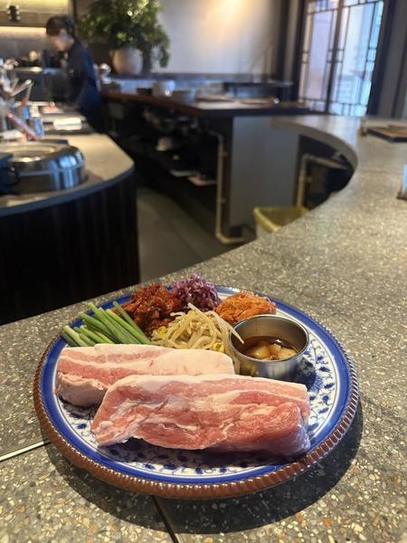 こはん